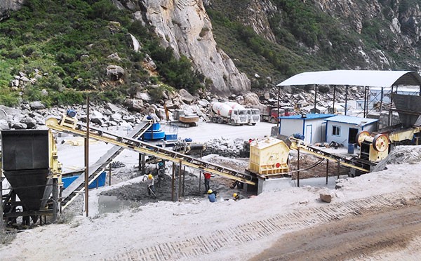 靈壽縣彩砂生產線加工優(yōu)勢