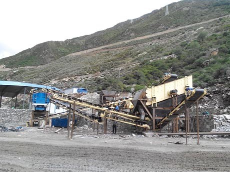 年產(chǎn)200萬(wàn)噸機(jī)制砂生產(chǎn)線(xiàn)一套下來(lái)要投資多少錢(qián)