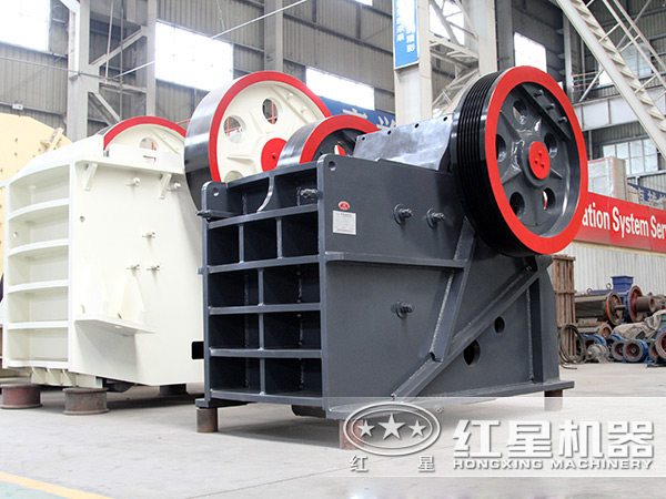 高產(chǎn)顎式破碎機(jī)廠家哪家好