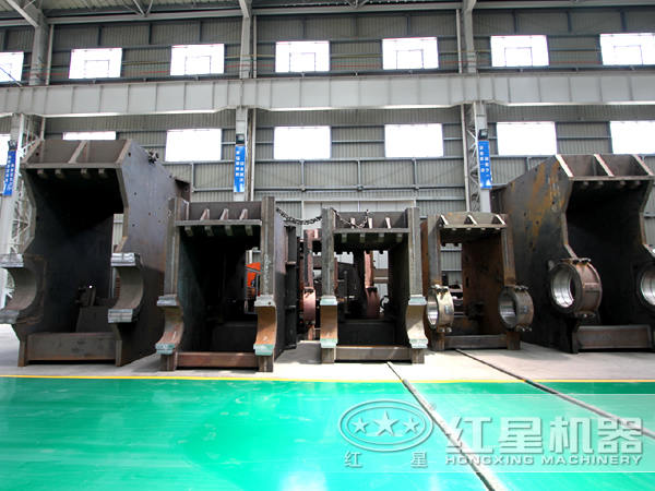 顎式破碎機(jī)半成品
