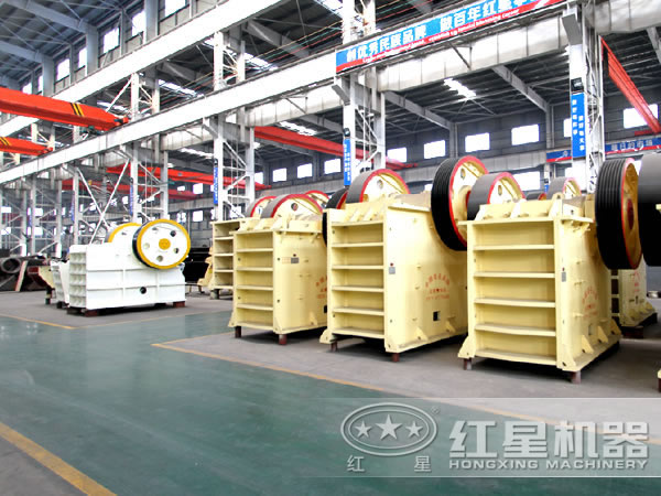 青石破碎機車間