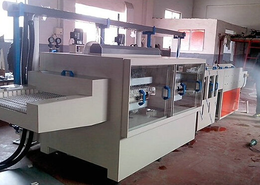 雙面蝕刻機(jī)精益求精，創(chuàng)新！