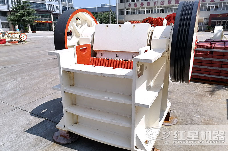 46顎式破碎機(jī)