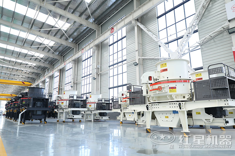 時(shí)產(chǎn)300噸制砂機(jī)型號(hào)規(guī)格_多少錢一臺(tái)？