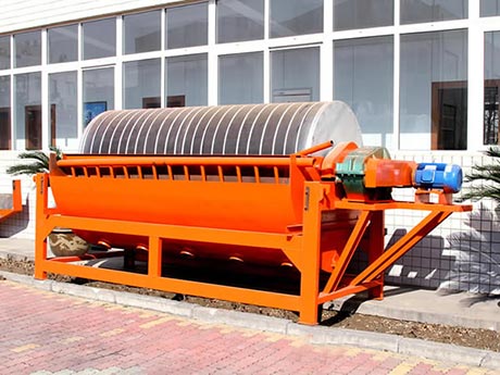 河南地區(qū)鉀長石磁選機(jī)制造廠哪個好？生產(chǎn)的型號有哪些？