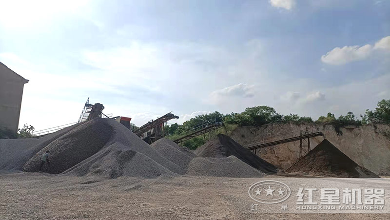 碎石機加工石頭視頻，全套設(shè)備多少錢