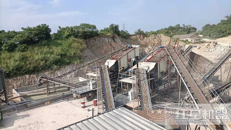 生產(chǎn)沙子、石子的設(shè)備叫什么，成套設(shè)備價(jià)格是多少？