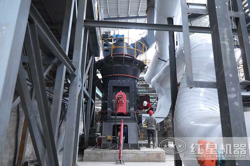 爐渣粉立磨機工作現(xiàn)場圖片