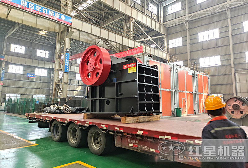 大理石顎式破碎機(jī)車(chē)間發(fā)貨
