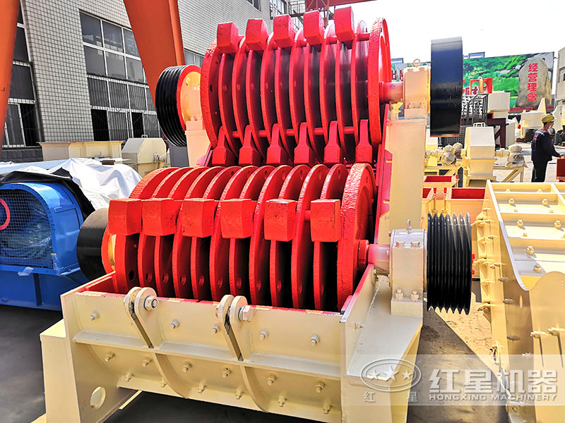 雙轉(zhuǎn)子破碎機(jī)