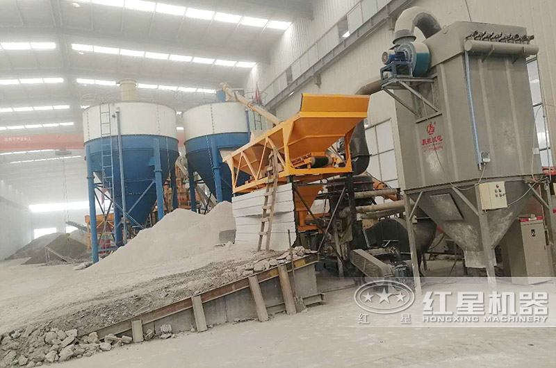 商砼站用石灰石磨粉現(xiàn)場