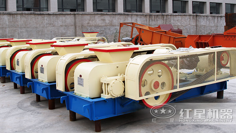 玻璃對輥式破碎機(jī)圖