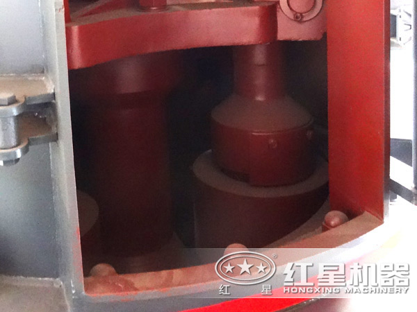 磨粉機細(xì)節(jié)