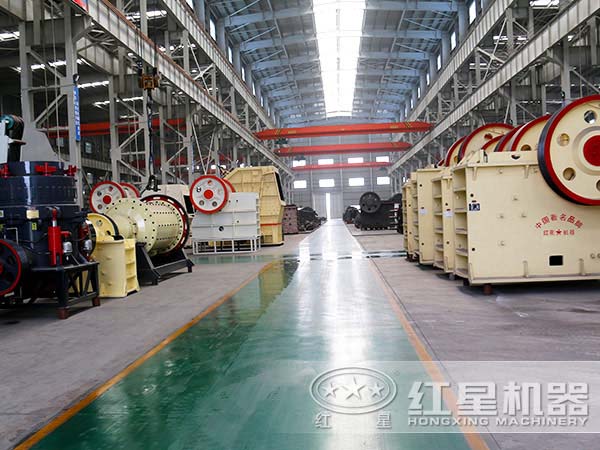 顎式破碎機(jī)生產(chǎn)車間