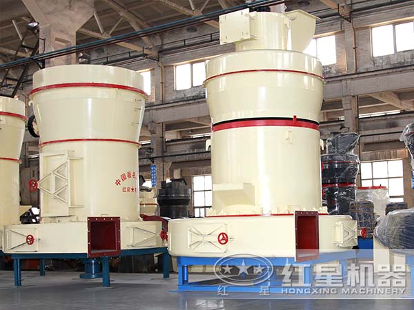 雷蒙磨粉機(jī)生產(chǎn)車間