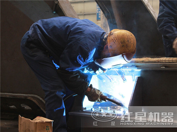 引進(jìn)先進(jìn)的生產(chǎn)技術(shù)