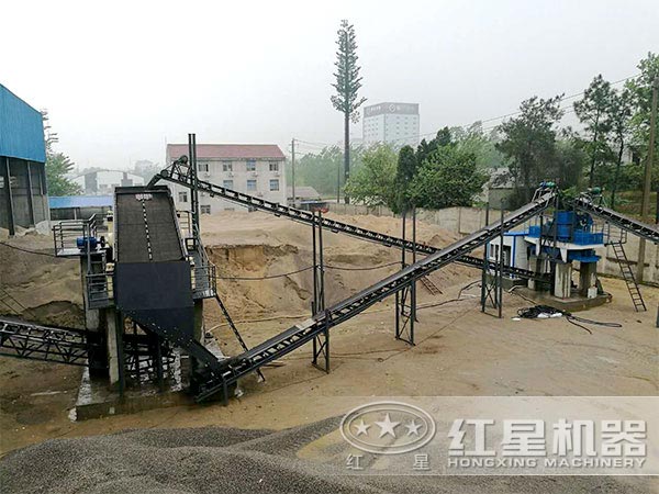 制砂生產(chǎn)線現(xiàn)場實(shí)拍