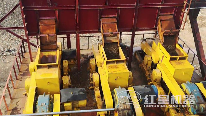 用于大型鵝卵石制沙現(xiàn)場制砂作業(yè)