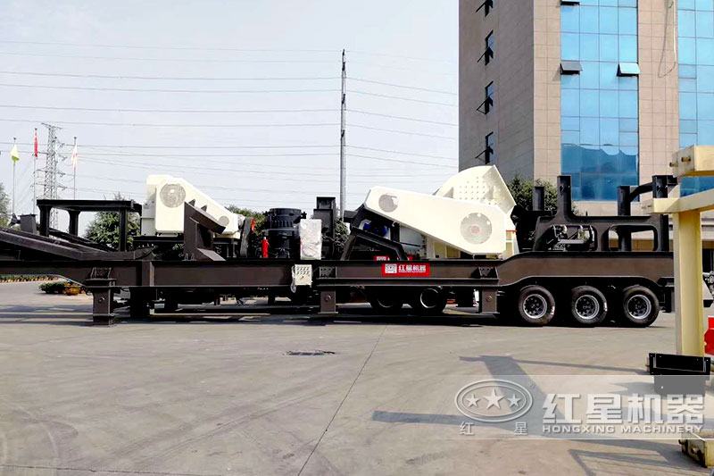 重型錘破與圓錐破結(jié)合組成的四合一移動(dòng)破