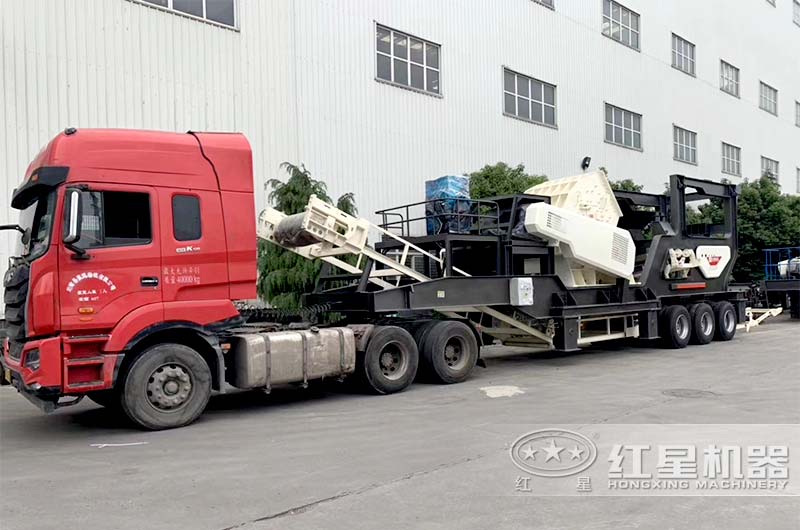 輪胎移動重錘式破碎機(jī)發(fā)貨