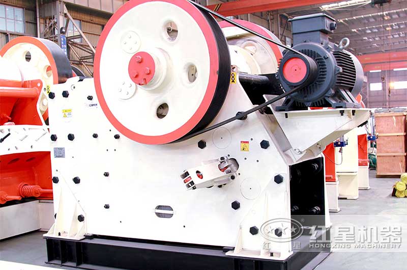 顎式破碎機設備及其配備的電機