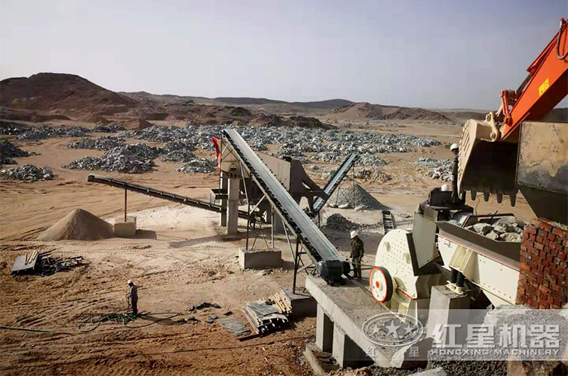 現(xiàn)場(chǎng)只需一臺(tái)重錘破碎機(jī)即可