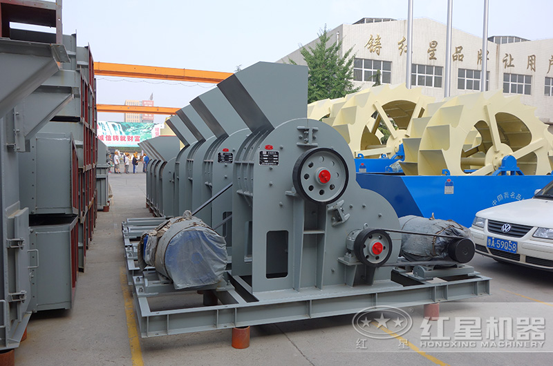 雙級粉碎機(jī)設(shè)備