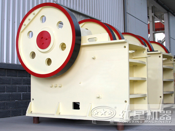 顎式破碎機實拍圖