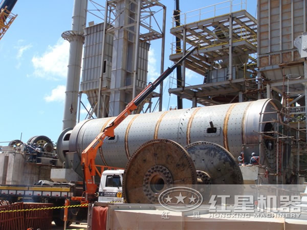 原料磨作業(yè)現(xiàn)場(chǎng)實(shí)拍展示圖