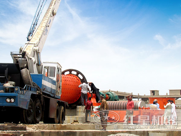 鈦礦生產(chǎn)現(xiàn)場(chǎng)實(shí)拍圖